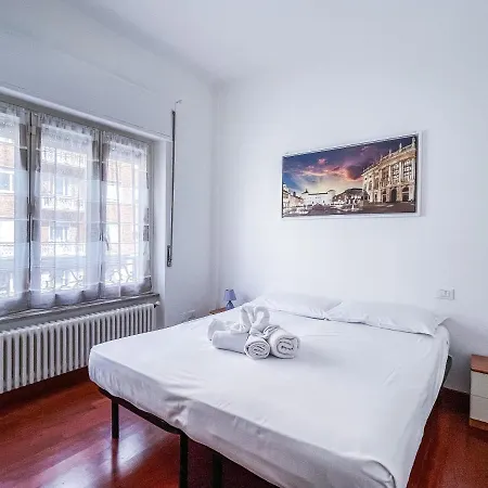 Myhouse Porta Nuova - Affitti Brevi Italia * Turín