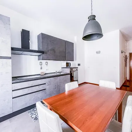 Myhouse Porta Nuova - Affitti Brevi Italia *
