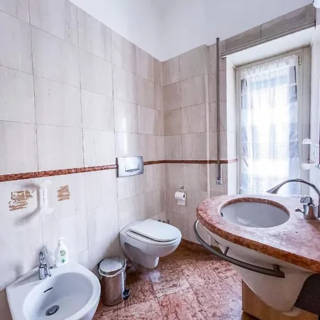 Myhouse Porta Nuova - Affitti Brevi Italia Apartmán