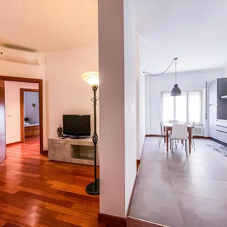 Myhouse Porta Nuova - Affitti Brevi Italia Turin
